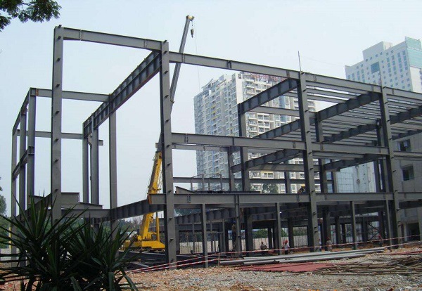 冬天鋼結構廠房的施工，需要注意這幾項