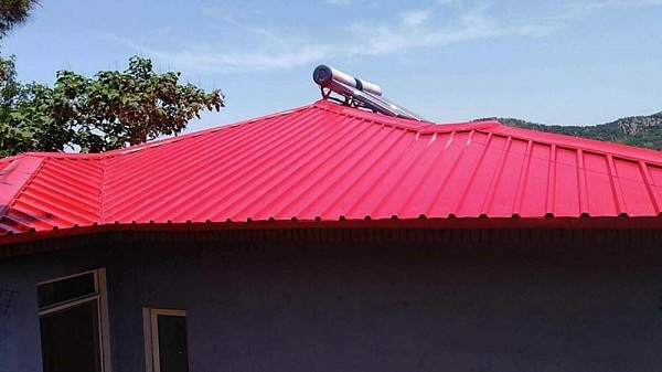 在山西，鋼結構廠家會這樣勸誡打算蓋彩鋼瓦房的人