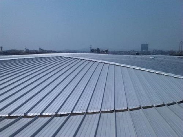 鋼結構廠房頂部安裝時不可忽視的關鍵